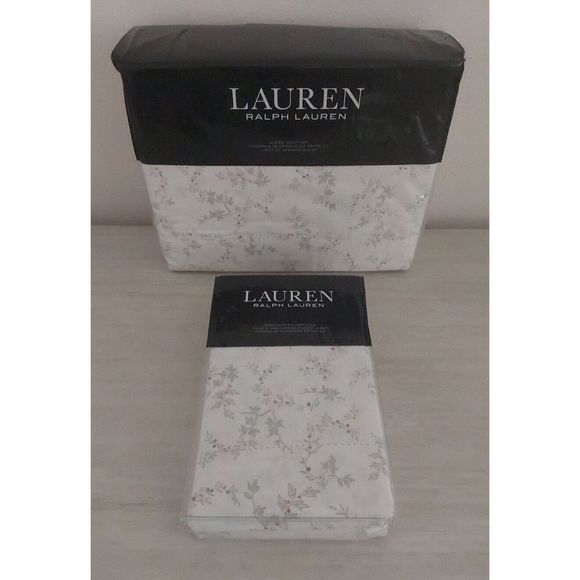 Ralph Lauren CAROLYNE VINE White Queen Sheet Set w/2-Pack Standard Pillowcases - Picture 2 of 13